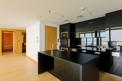 Apartament në Jumeirah, Dubai, Emiratet e Bashkuara Arabe 2 dhoma gjumi, 180 m2. № 9327 - Foto 7