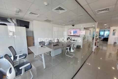 Zyrë në Jumeirah Lake Towers, Dubai, Emiratet e Bashkuara Arabe 102.66 m2. № 20170 - Foto 2