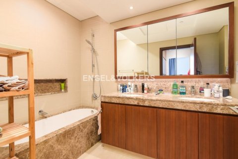Apartament në The Hills, Dubai, Emiratet e Bashkuara Arabe 3 dhoma gjumi, 202.71 m2. № 18383 - Foto 14