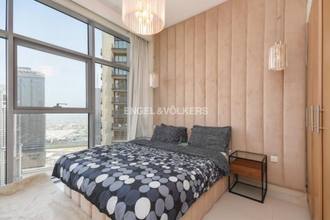 Apartament në BLVD CRESCENT në Dubai, Emiratet e Bashkuara Arabe 2 dhoma gjumi, 143.35 m2. № 21716 - Foto 9