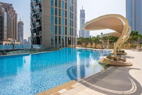 Apartament në BURJ VISTA në Dubai, Emiratet e Bashkuara Arabe 3 dhoma gjumi, 178.47 m2. № 23212 - Foto 10