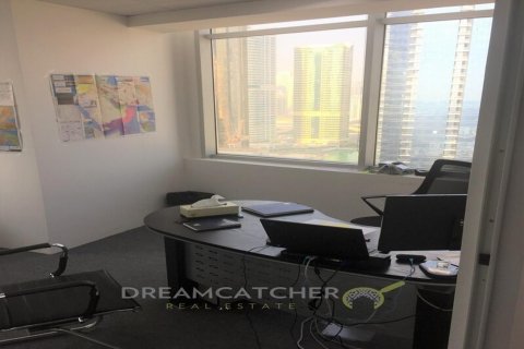 Zyrë në Jumeirah Lake Towers, Dubai, Emiratet e Bashkuara Arabe 111.48 m2. № 35356 - Foto 12