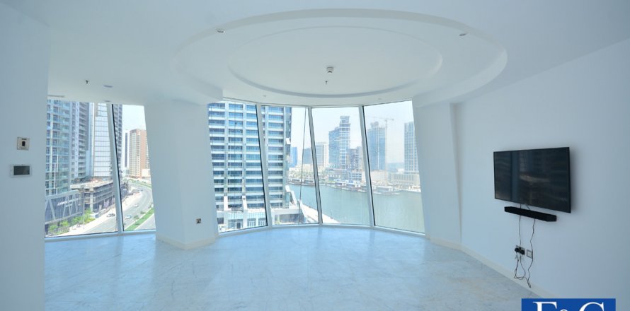 Apartament në Business Bay, Dubai, Emiratet e Bashkuara Arabe 2 dhoma gjumi, 112.9 m2. № 44908