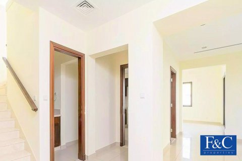 Vilë në Arabian Ranches 2, Dubai, Emiratet e Bashkuara Arabe 5 dhoma gjumi, 498.7 m2. № 44800 - Foto 9