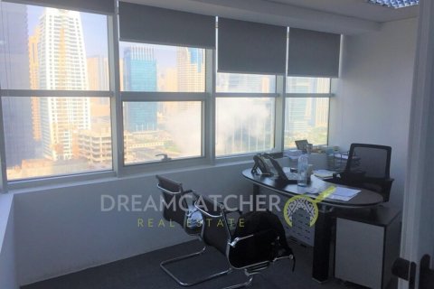 Zyrë në Jumeirah Lake Towers, Dubai, Emiratet e Bashkuara Arabe 111.48 m2. № 35356 - Foto 1