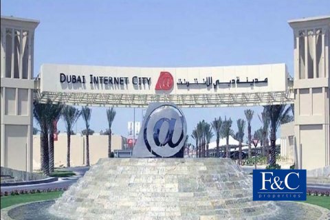 Tokë në Dubai Internet City, Emiratet e Bashkuara Arabe 3214.4 m2. № 44604 - Foto 5
