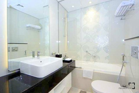 Apartament në WATER'S EDGE në Business Bay, Dubai, Emiratet e Bashkuara Arabe 1 dhomë, 49.1 m2. № 45172 - Foto 9