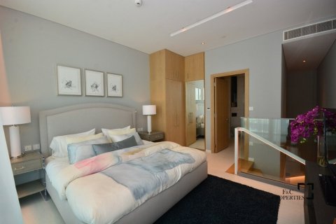 Apartament në Business Bay, Dubai, Emiratet e Bashkuara Arabe 1 dhomë, 64.8 m2. № 44728 - Foto 6