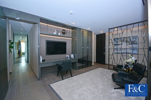 Penthouse në Palm Jumeirah, Dubai, Emiratet e Bashkuara Arabe 4 dhoma gjumi, 810.3 m2. № 44739 - Foto 13