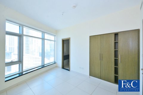 Apartament në THE LOFTS në Downtown Dubai (Downtown Burj Dubai), Emiratet e Bashkuara Arabe 1 dhomë gjumi, 85 m2. № 44862 - Foto 2