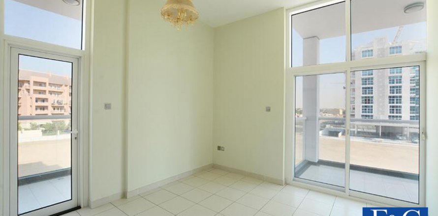 Apartament në Dubai Studio City, Dubai, Emiratet e Bashkuara Arabe 2 dhoma gjumi, 111 m2. № 44686