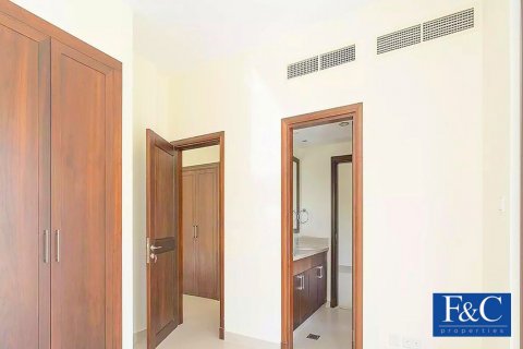Vilë në Arabian Ranches 2, Dubai, Emiratet e Bashkuara Arabe 5 dhoma gjumi, 498.7 m2. № 44800 - Foto 3