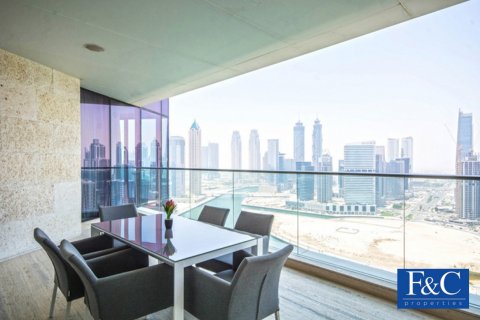 Penthouse në VOLANTE APARTMENTS në Business Bay, Dubai, Emiratet e Bashkuara Arabe 3 dhoma gjumi, 468.7 m2. № 44867 - Foto 4