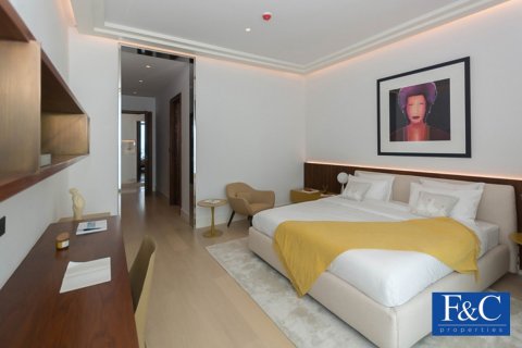 Apartament në DORCHESTER COLLECTION në Business Bay, Dubai, Emiratet e Bashkuara Arabe 4 dhoma gjumi, 716.6 m2. № 44745 - Foto 16