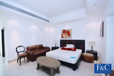 Vilë në Al Barsha, Dubai, Emiratet e Bashkuara Arabe 5 dhoma gjumi, 487.1 m2. № 44943 - Foto 15