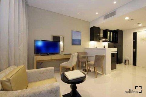 Apartament në WATER'S EDGE në Business Bay, Dubai, Emiratet e Bashkuara Arabe 1 dhomë, 40.9 m2. № 44654 - Foto 2