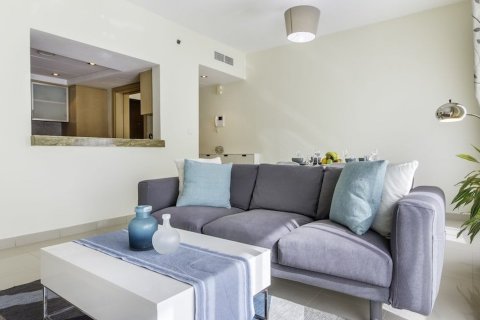 Apartament në BAY'S EDGE në Business Bay, Dubai, Emiratet e Bashkuara Arabe 3 dhoma gjumi, 210 m2. № 65294 - Foto 4
