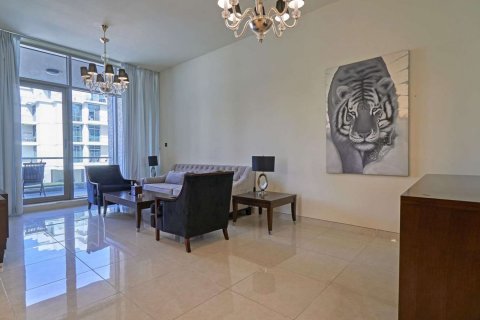 Apartament në POLO RESIDENCE APARTMENTS në Meydan, Dubai, Emiratet e Bashkuara Arabe 4 dhoma gjumi, 308 m2. № 58772 - Foto 2