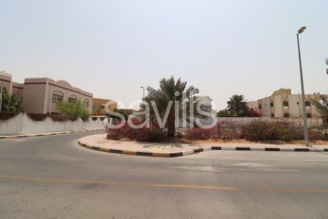 Tokë në Al Heerah, Sharjah, Emiratet e Bashkuara Arabe 929 m2. № 74362 - Foto 9