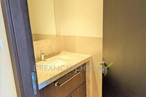 Apartament në Dubai, Emiratet e Bashkuara Arabe 3 dhoma gjumi, 195.47 m2. № 70278 - Foto 12