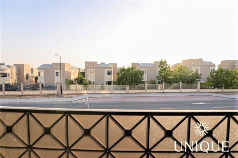 Vilë në Living Legends, Dubai, Emiratet e Bashkuara Arabe 6 dhoma gjumi, 390.2 m2. № 74046 - Foto 21