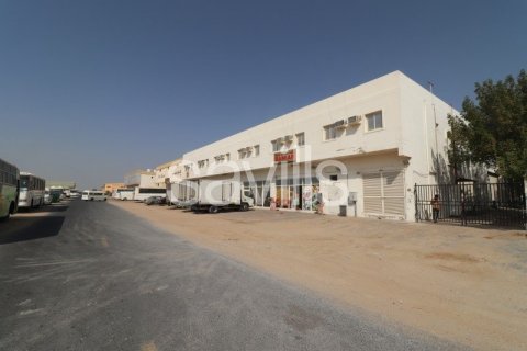 Kampi i Punës në Ajman, Emiratet e Bashkuara Arabe 3750 m2. № 74365 - Foto 3