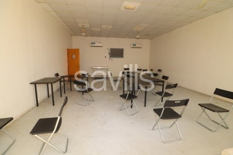 Kampi i Punës në Ajman, Emiratet e Bashkuara Arabe 3750 m2. № 74365 - Foto 8