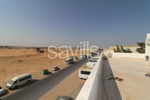 Kampi i Punës në Ajman, Emiratet e Bashkuara Arabe 3750 m2. № 74365 - Foto 28