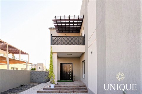 Vilë në Living Legends, Dubai, Emiratet e Bashkuara Arabe 6 dhoma gjumi, 390.2 m2. № 74046 - Foto 24