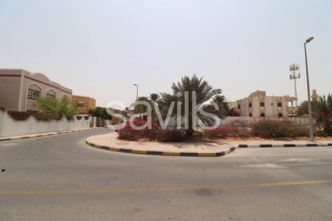 Tokë në Al Heerah, Sharjah, Emiratet e Bashkuara Arabe 929 m2. № 74362 - Foto 8