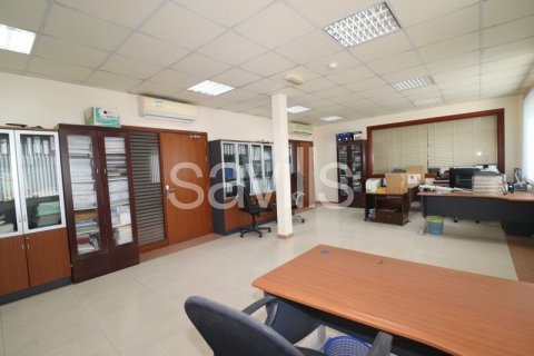 Magazinë në Sharjah Airport Freezone (SAIF), Emiratet e Bashkuara Arabe 1605.4 m2. № 67665 - Foto 12