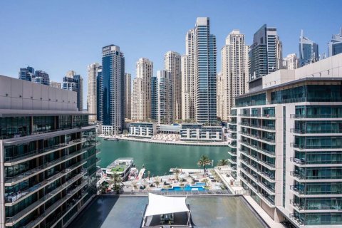 AL MAJARA TOWERS në Dubai Marina, Emiratet e Bashkuara Arabe № 72579 - Foto 4