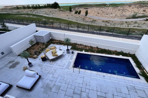 Apartament në MAYAN në Yas Island, Abu Dhabi, Emiratet e Bashkuara Arabe 3 dhoma gjumi, 635.68 m2. № 67771 - Foto 12
