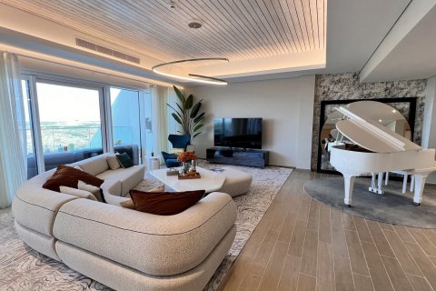 Apartament në MAYAN në Yas Island, Abu Dhabi, Emiratet e Bashkuara Arabe 587 m2. № 76469 - Foto 3