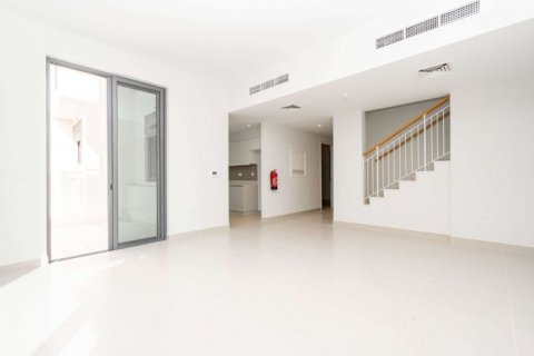 تاون هاوس للبيع في دبي هيلز استيت، دبي، الإمارات العربية المتحدة 5 غرفة نوم ، 251 متر مربع ، رقم 6681 - photo 3