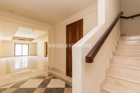 تاون هاوس للبيع في نخلة جميرا، دبي، الإمارات العربية المتحدة 3 غرفة نوم ، 464.42 متر مربع ، رقم 20953 - photo 8