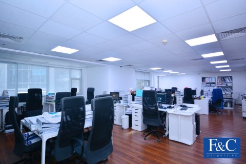 مكتب للإيجار في الخليج التجاري، دبي، الإمارات العربية المتحدة 132.2 متر مربع ، رقم 44936 - photo 1