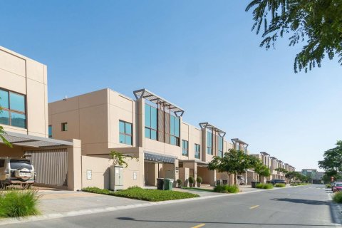 تاون هاوس للبيع في Meydan Gated Community، دبي، الإمارات العربية المتحدة 4 غرفة نوم ، 291 متر مربع ، رقم 79653 - photo 1