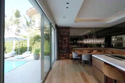 Vila v Palm Jumeirah, Dubai, SAE 5 ložnice, 10352 m² Č.: 8005 - fotografie 3