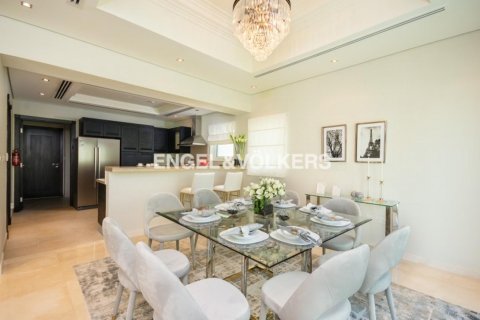 Vila v Al Furjan, Dubai, SAE 4 ložnice, 455.22 m² Č.: 19484 - fotografie 5