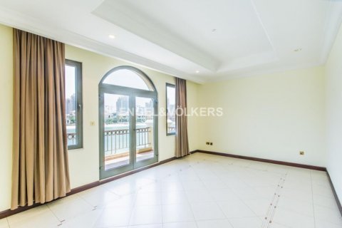 Vila v Palm Jumeirah, Dubai, SAE 4 ložnice, 464.51 m² Č.: 18053 - fotografie 9