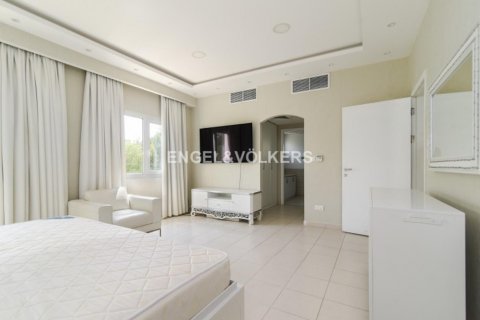 Vila v Meadows, Dubai, SAE 4 ložnice, 540.04 m² Č.: 18050 - fotografie 12