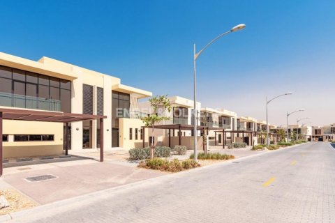 Vila v DAMAC Hills (Akoya by DAMAC), Dubai, SAE 3 ložnice, 253.81 m² Č.: 17998 - fotografie 15