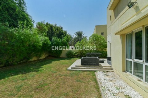 Vila v Meadows, Dubai, SAE 4 ložnice, 540.04 m² Č.: 18050 - fotografie 14