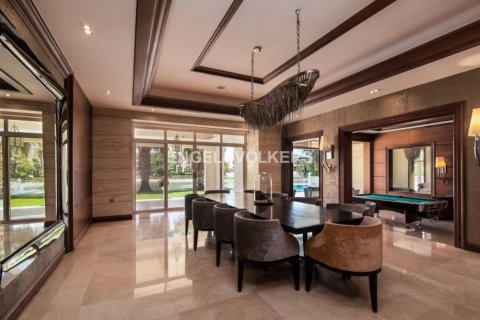 Vila v Emirates Hills, Dubai, SAE 6 ložnice, 1114.83 m² Č.: 18424 - fotografie 15