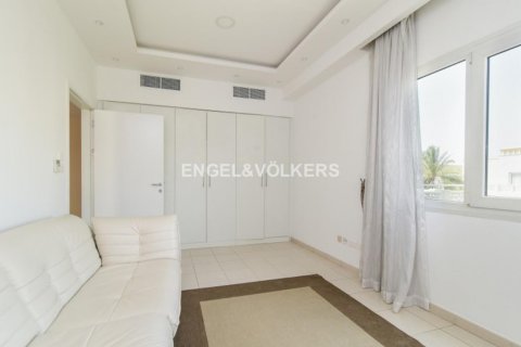 Vila v Meadows, Dubai, SAE 4 ložnice, 540.04 m² Č.: 18050 - fotografie 8