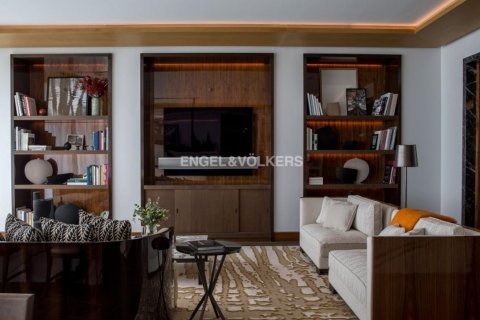 Dvoupatrový byt v DORCHESTER COLLECTION v Business Bay, Dubai, SAE 4 ložnice, 716.56 m² Č.: 27770 - fotografie 18
