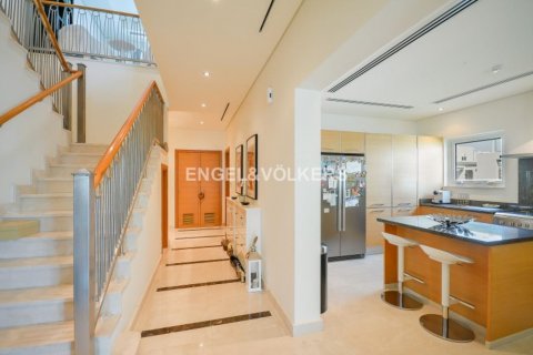 Vila v Al Furjan, Dubai, SAE 3 ložnice, 301.19 m² Č.: 21711 - fotografie 5