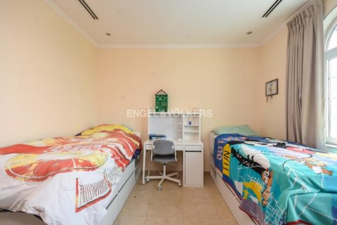 Vila v Jumeirah Park, Dubai, SAE 3 ložnice, 666.30 m² Č.: 27749 - fotografie 17