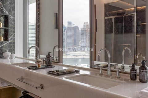 Dvoupatrový byt v DORCHESTER COLLECTION v Business Bay, Dubai, SAE 4 ložnice, 716.56 m² Č.: 27770 - fotografie 19